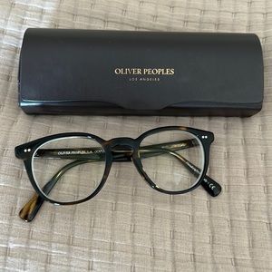Oliver People’s Desmon Glasses in Tortoise